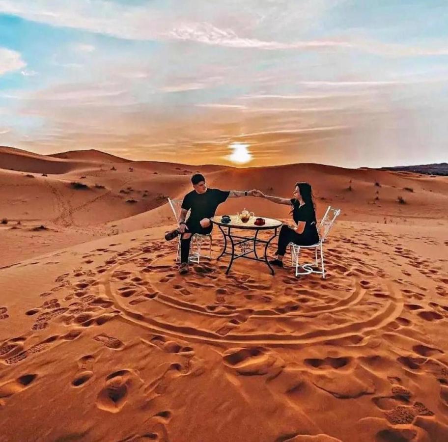 Hotel Sahara camel trek camp Merzouga Exterior foto