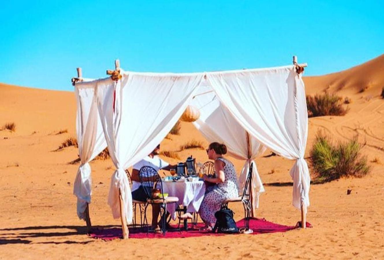 Hotel Sahara camel trek camp Merzouga Exterior foto
